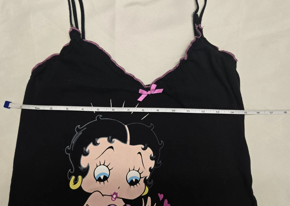 Regata Betty Boop tamanho grande - Imagem 2 de 4