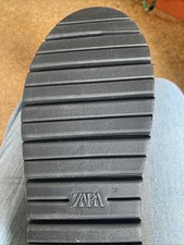 Zara 'Ugg' Like Boots Size 5 EUR 38, tan colour, quilted material