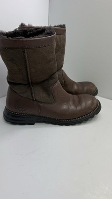 Ugg Australia Beacon Boots Men’s Size 9 Brown Leather Lined Sheepskin UGG Australia Beacon Sheepskin-Lined Brown Leather Boots  main image 3