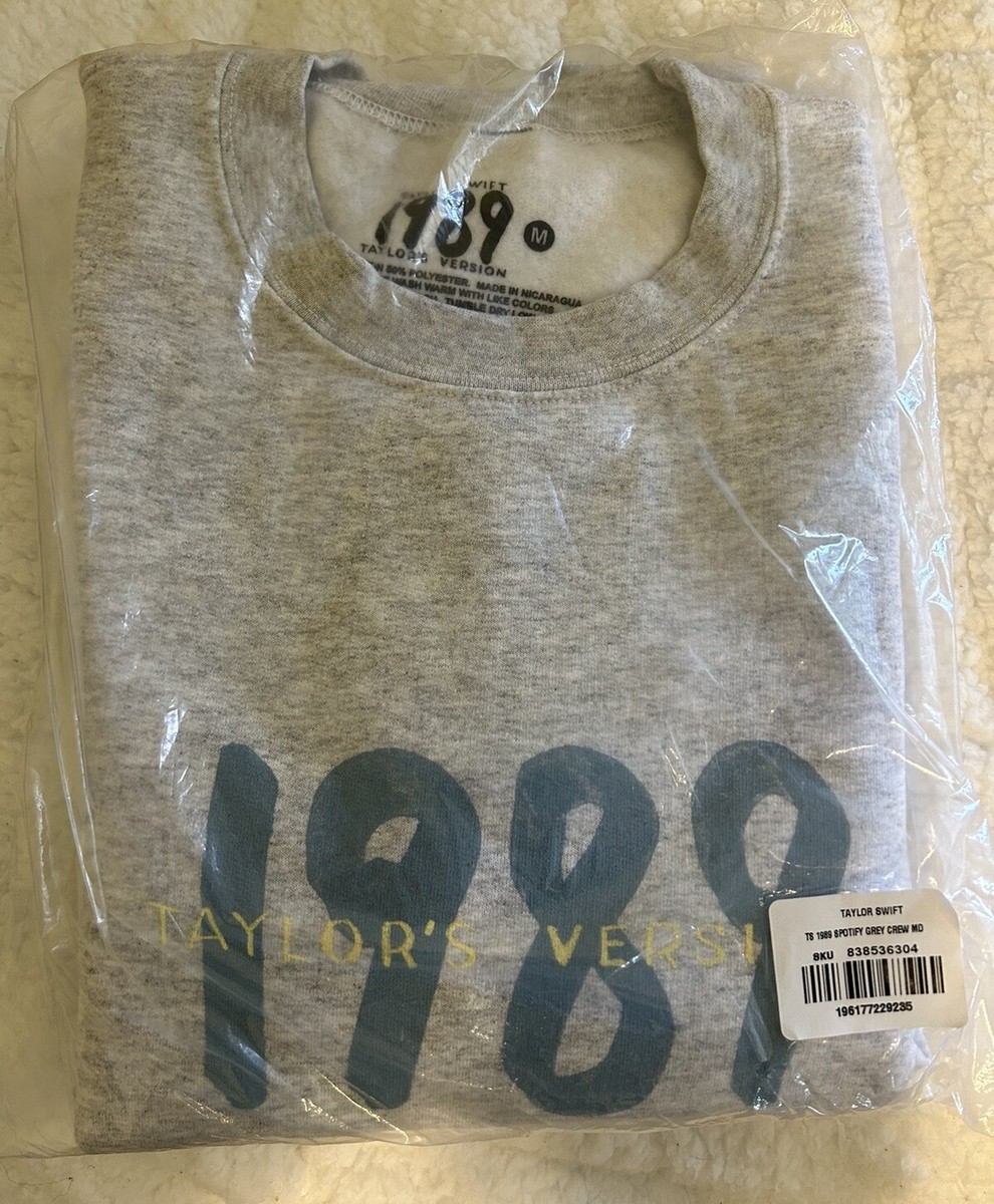 Taylor Swift 1989 Women's Size M Crewneck Sweatshirt - Blue for