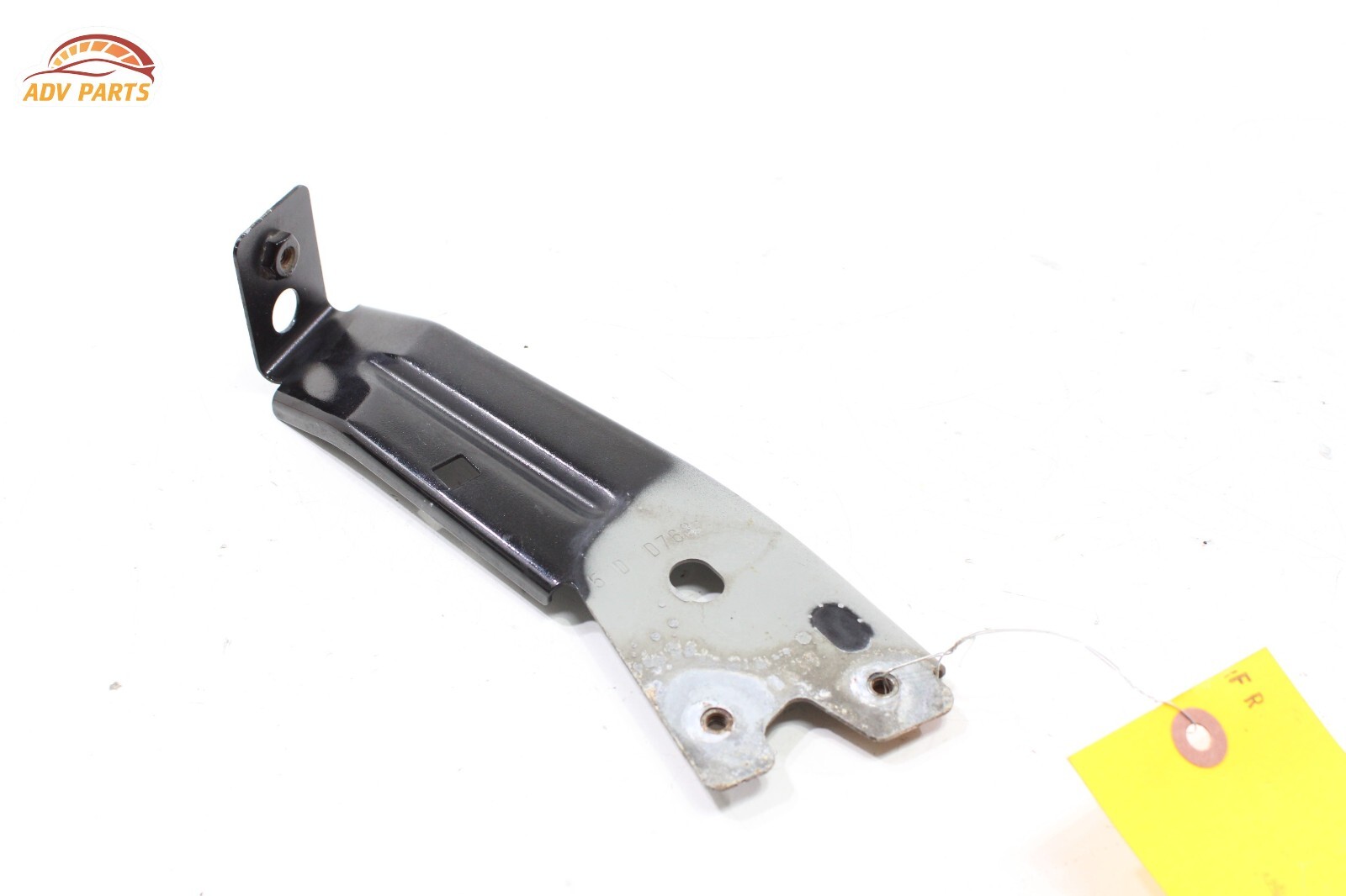 Maserati Ghibli S Q4 2014-2024 Front Right Side mounting bracket