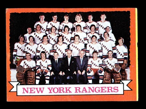 Tarjeta del equipo 1973-74 Topps Hockey #102 New York Rangers - Imagen 1 de 2