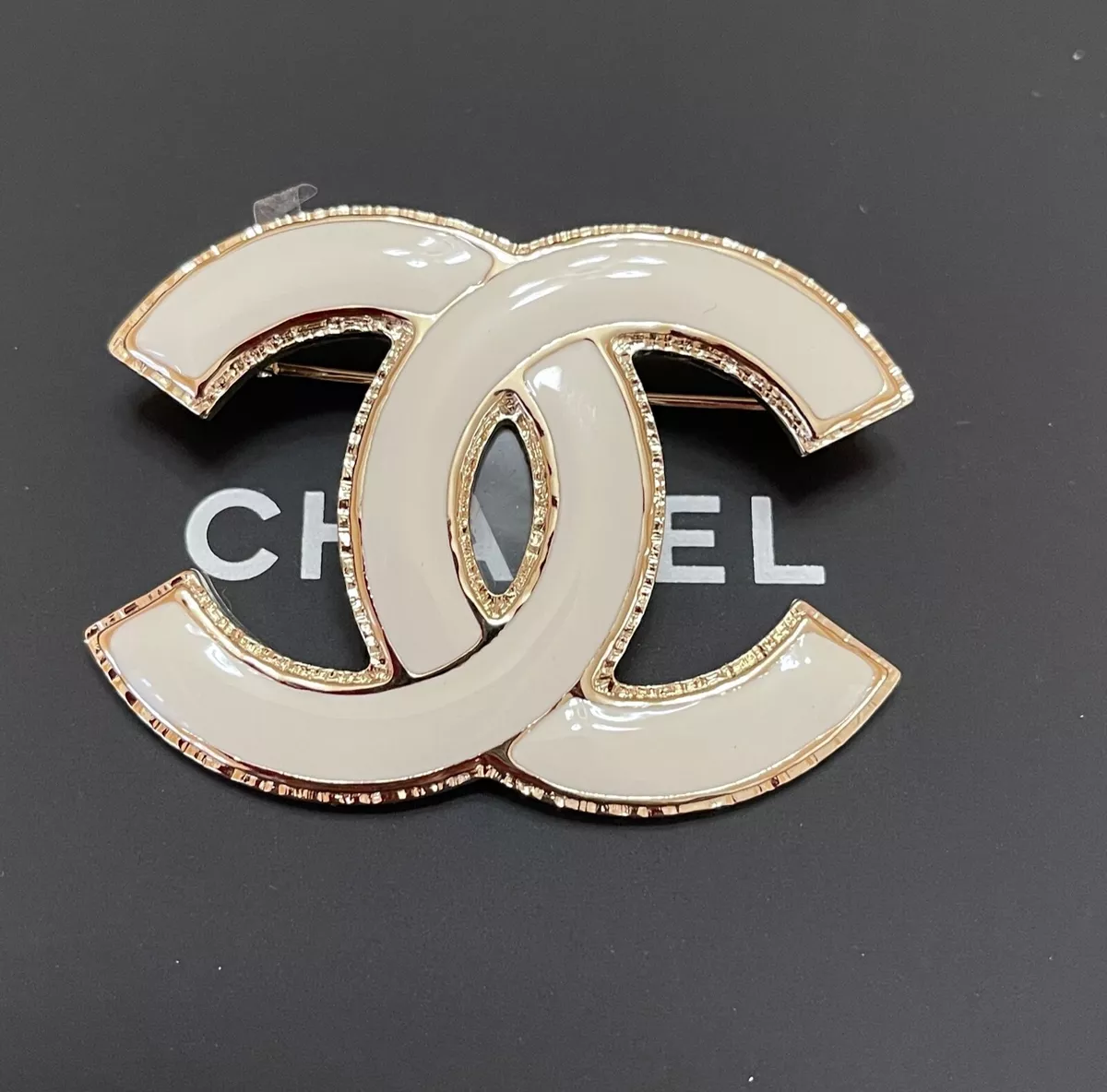 BNIB Authentic CHANEL Large White Enamel CC Logo Gold Tone-Metal