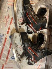 CCM Jetspeed 250 Hockey Ice Skates Youth Skate Size 13J US used