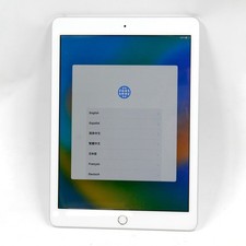 Apple iPad 6th Gen A1893 32 GB, Wi-Fi only, 9.7 in - Whte - Cracked Screen