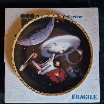 Star Trek USS Enterprise NCC 1701 Collectors Plate Hamilton Collection Boxed