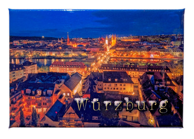 Würzburg, am Abend Kühlschrankmagnet, Souvenir.  Made In Germany !