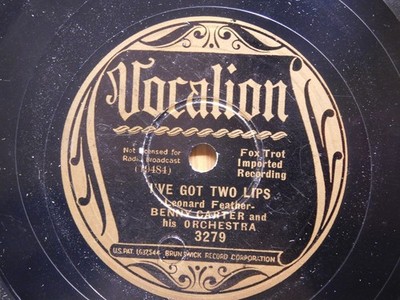 Benny Carter Jazz 78 Ive Got Two Lips bw Swingin The Blues on Vocalion 3279