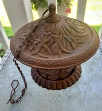 Vintage Cast Iron BIRD FEEDER Pagoda Rusted
