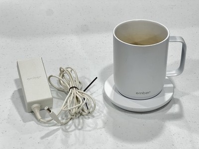 Ember Temperature Smart Mug2 10oz White CM19 W/ Base + Charger Tested Works