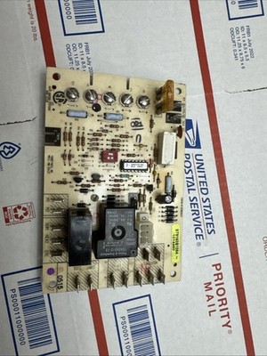 Honeywell 1014460 Furnace Control Circuit Board ST9160B1084 ST9160B 1084