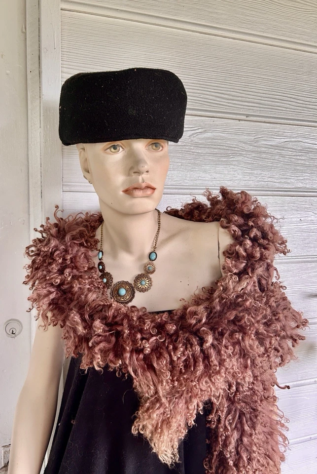 Винтажный шерстяной шарф-болеро с запахом «Дредлок» для ягнят коричневый 82 x 5 дюймов редкая распродажа недвижимости - Изображение 2 из 4