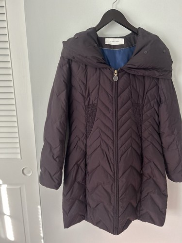 Tahari Women’s Purple Long Hooded Quilted Down Puffer Jacket Size M - Picture 6 of 15