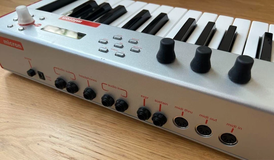 Alesis Micron Anolog Modeling Keyboard Synthesizer Fully Working Free Shipping - Image 4 of 4