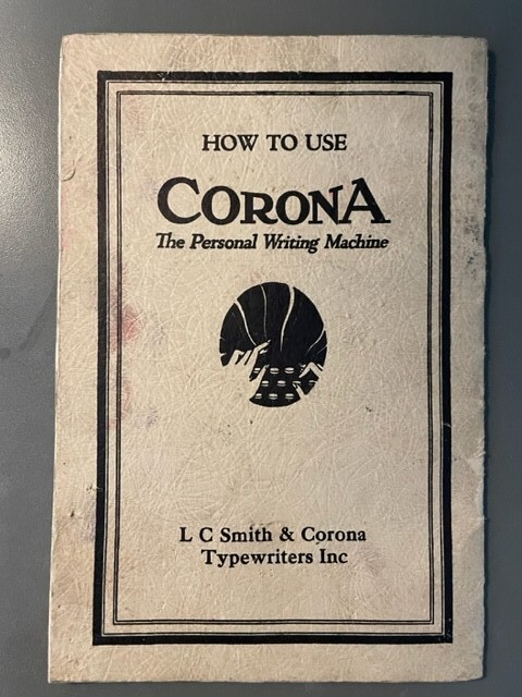 1924年頃 コロナ4 / ポータブルタイプライター　アメリカン・ヴィンテージ 1924 Corona No.4 Red Typewriter | eBay