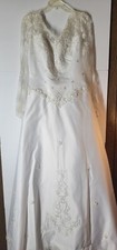 Best Bridal Classic White Wedding Dress With Train Size 16 New With Tags Reduced