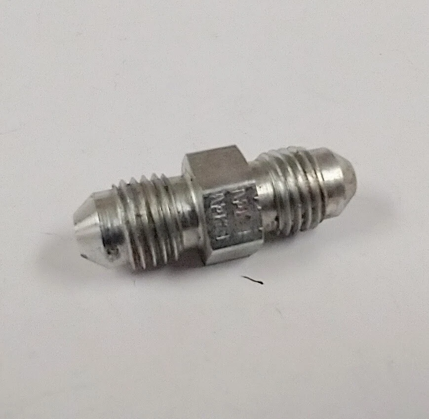 1/4" JIC TO 1/4" JIC STRAIGHT UNION FITTINGS (LOT OF 31) 2403-04-04 - Image 2 of 3