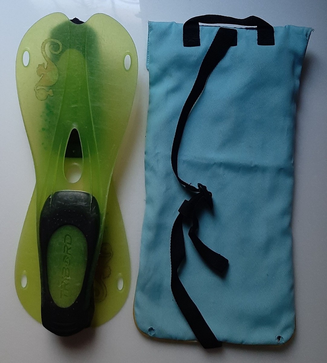 Palmes De Plongée Enfant TRIBORD Caraïbes Kit 100 – Pointure 33-34 (Occasion)