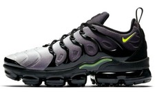 vapormax black volt