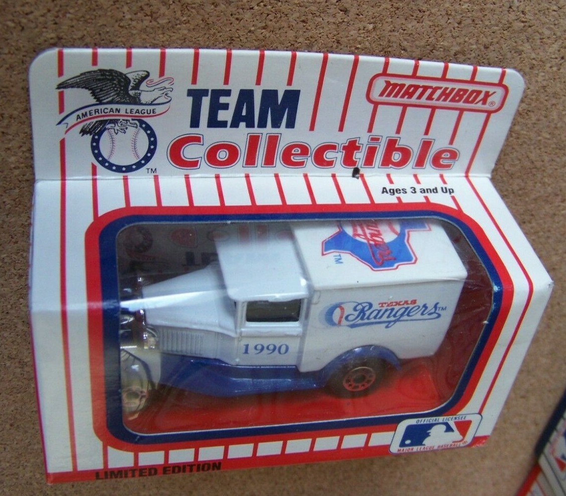 1990 Texas Rangers diecast truck White Rose Matchbox 1st series TEAR IN PKG 8869
