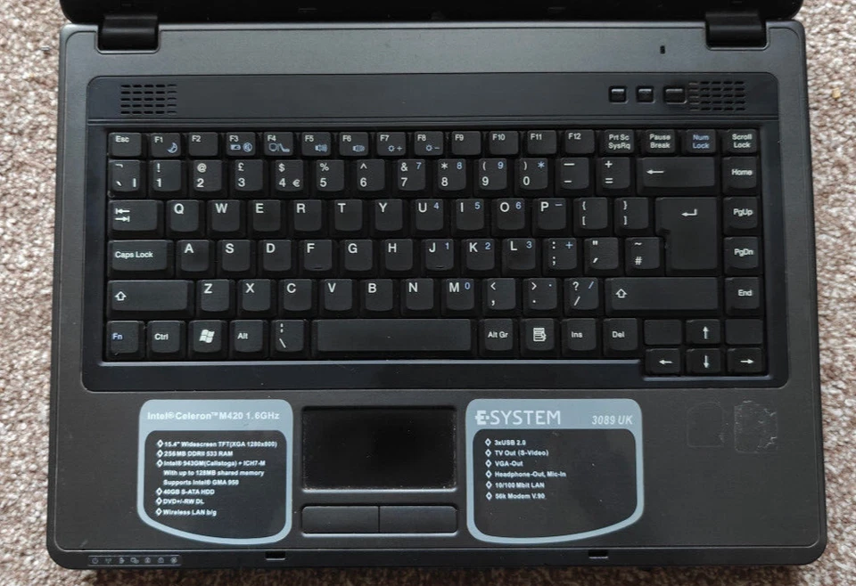 Advent eSystem 4115C Laptop Linux Office Wifi 64GB SSD DVD Cheap - Image 4 of 4