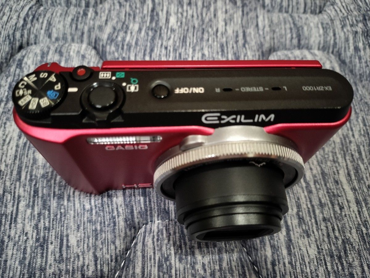 CASIO EXILIM EX-ZR1000　レッド Casio EXILIM EX-ZR1000 Compact Digital Camera Red 16.1MP