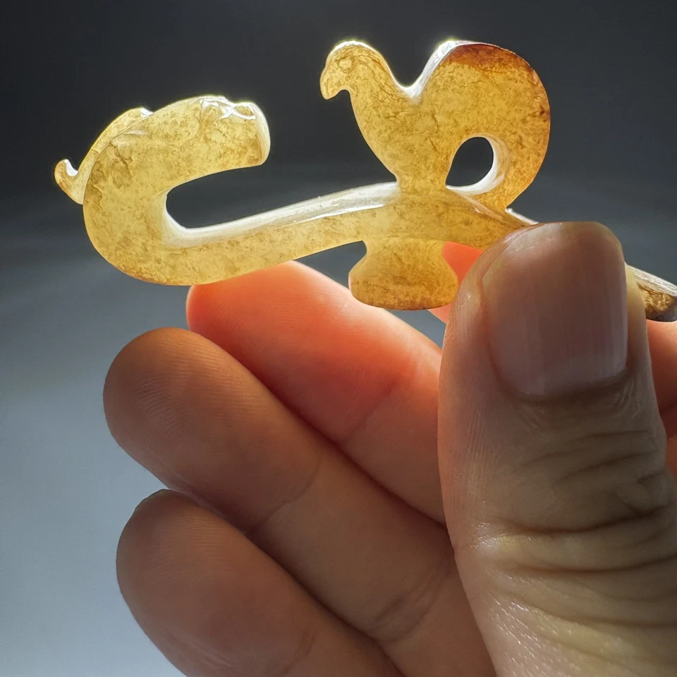 Antiguo gancho de cinturón chino tallado a mano de jade Foto 2 de 4