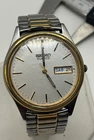 Vintage Seiko mens w/day & date, runs good, shows age and use, desirable model