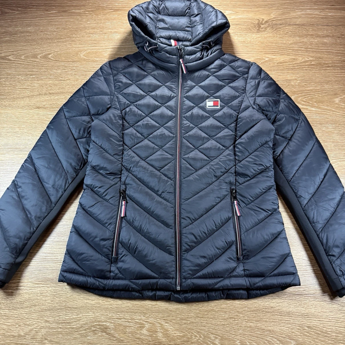 NWT Tommy Hilfiger Puffer Backpack Gray Quilted Lightweight Unisex Buy Tommy Hilfiger Men Grey Packable Goose Down Quilted  main image 4