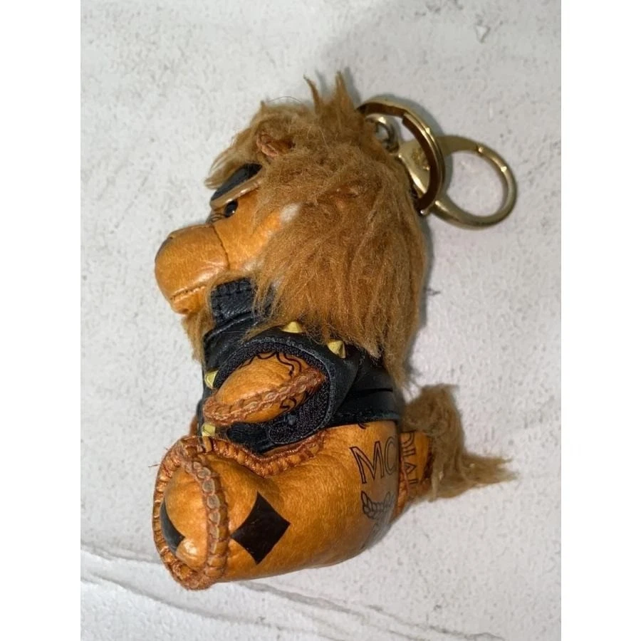 MCM Visetos Lion Bag Charm Authentic Key Ring Plush Keychain Stuffed Animal Logo - Image 3 of 4