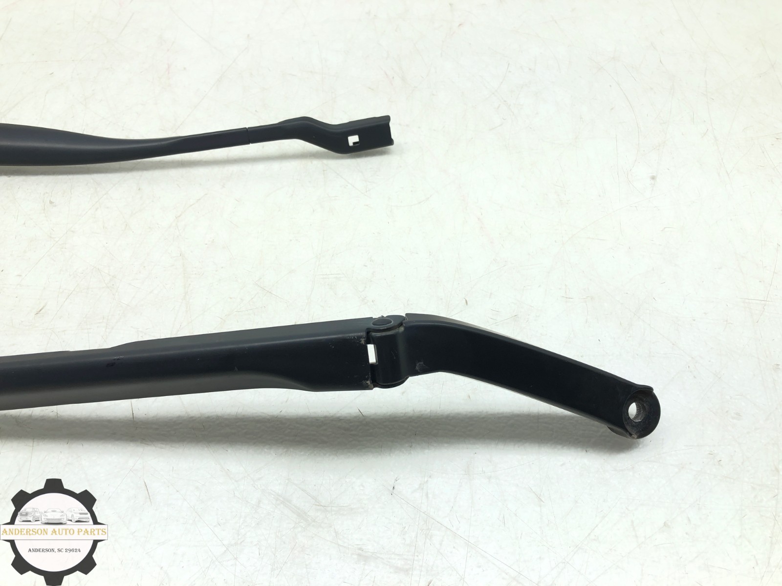 Maserati Levante 2017-2020 Front Right Windshield wiper sets 2 pcs