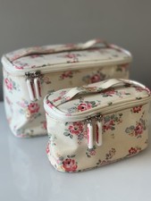 Cath Kidston Cream Floral Oil Cloth Makeup Cosmetic Toiletries Case Set - GOOD
