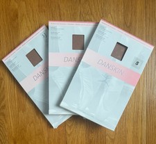 NWT Danskin Student Dance Footed Tights 3 pairs Classic Light Toast 703 Small