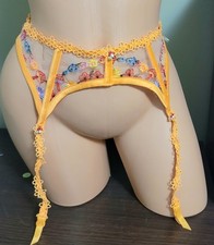 For Love Lemons Meadow Embroidery Garter Belt Small