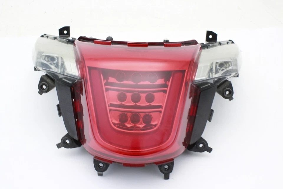 Conjunto de luz trasera/luz de freno para scooter Kymco 2018 Like 150i OEM Foto 3 de 4