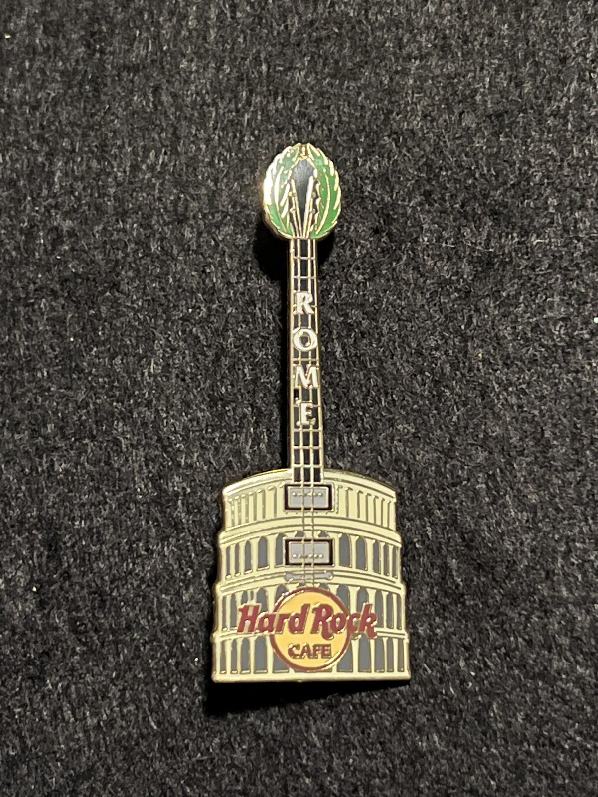 Vintage Hard Rock Cafe Rome Coliseum pin