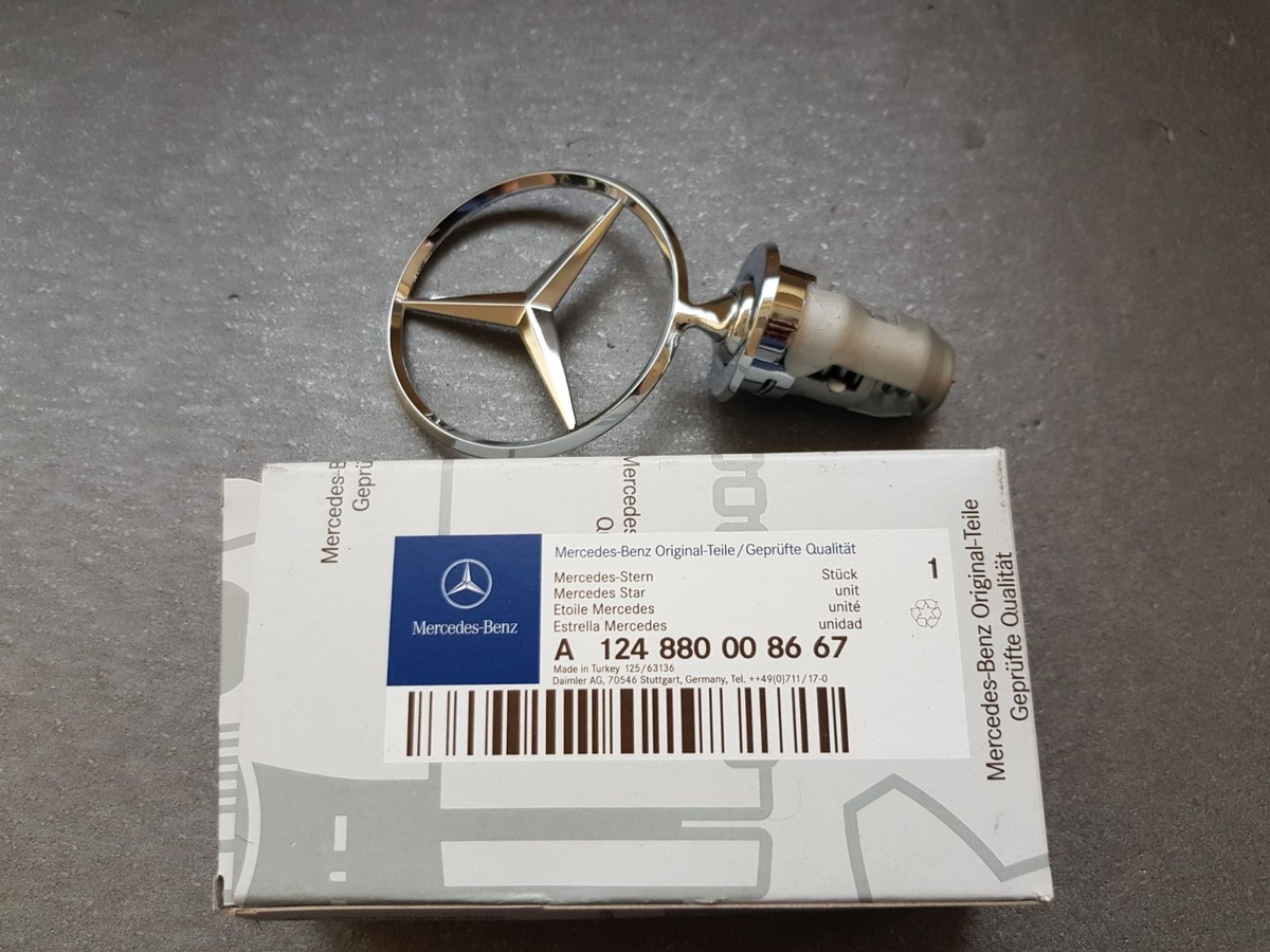 Genuine Mercedes-Benz W123 W124 W201 W126 Bonnet Grille Badge Star Genuine Mercedes-Benz W123 W124 W201 W126 Bonnet Grille Badge Star