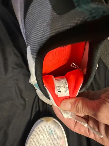 Women's Nike tennis shoes - Picture 5 of 5