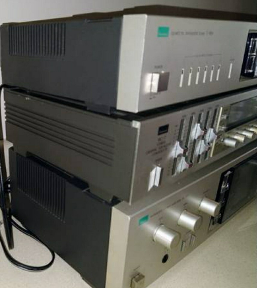 Sansui A-707 Silver Integrated 8-16 ohm 100-watt Hi-Fi Stereo
