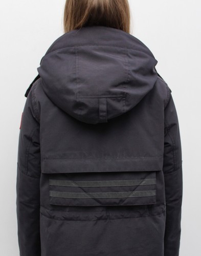 Women's CANADA GOOSE Gabriola Parka Down Puffer Jacket Coat Hooded Navy Size M - Picture 8 of 24