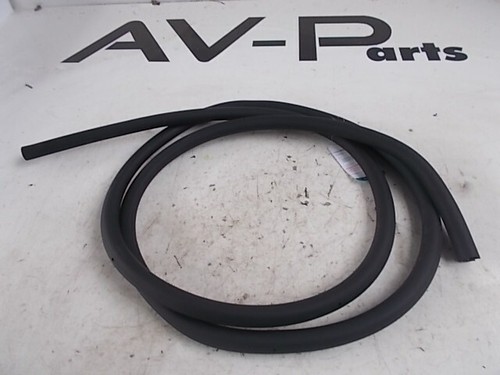 Original VW Caddy 2K Türdichtgummi Tür Dichtgummi vorne rechts