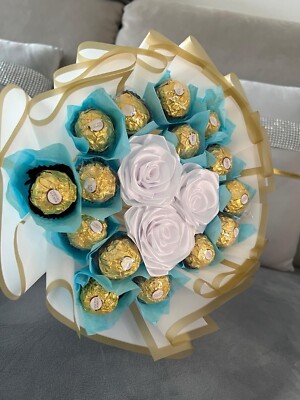 Ferrero Rocher Schokoladenstrauß - 16 Süßigkeiten verfügbar  