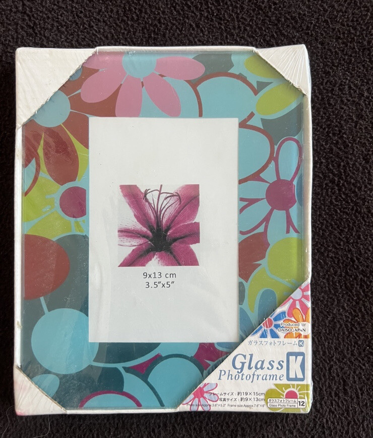 Daiso Japan New Picture Glass Frame Photoframe Floral Photo