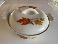 Descoware Made in Belgium 17-D 22 FE - Stained Interior / small Chips Exterior