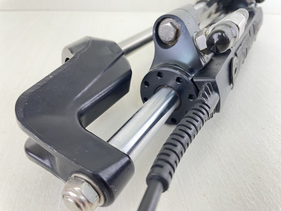 Seastar EC5310 Optimus Outboard Smart Hydraulic Steering Cylinder Ram W