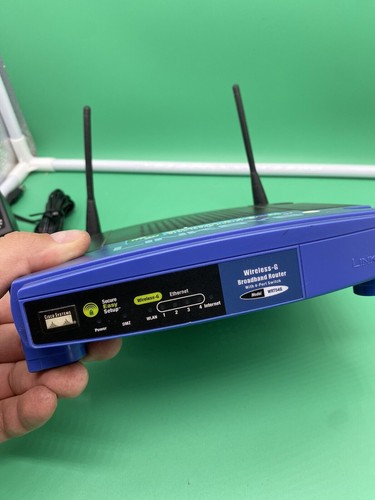 Linksys Wireless G Broadband Router / 10/100 4-Port Switch WRT54G V8 - Picture 5 of 8