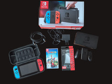 Nintendo Switch V1 mit Karton und Spiel