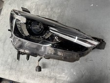 Mazda CX-3 2015 Front right headlight headlamp D10E51030 DEU32867