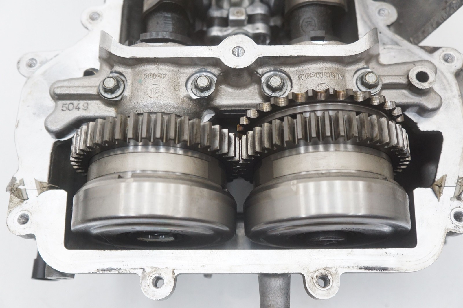 McLaren GT 2022 LEFT Cylinder head P/N 14F0798CP