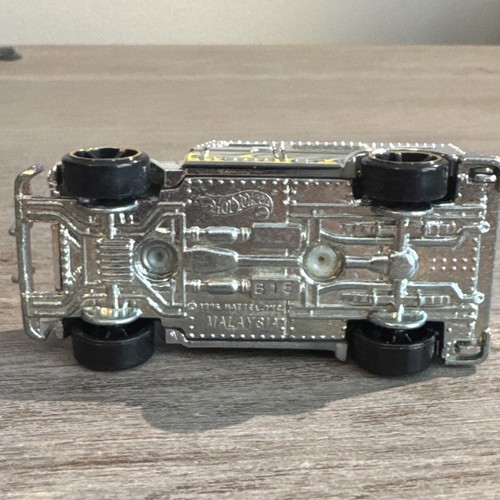 Hot Wheels 1996 Armored Chrome Burnerz Chrome Armored Truck Flame - Picture 14 of 14
